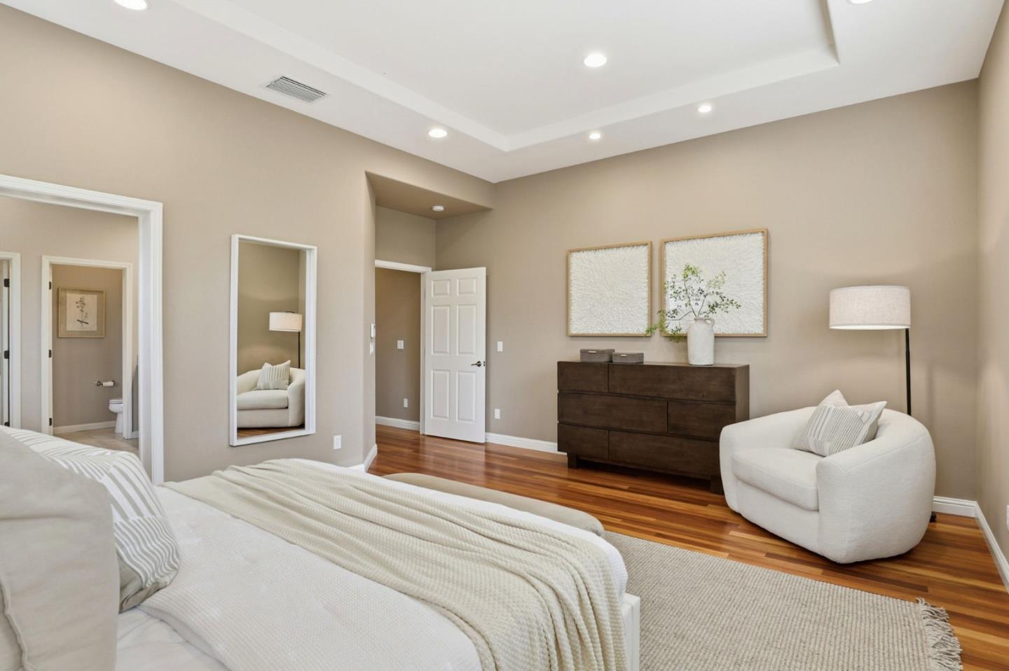 Detail Gallery Image 25 of 39 For 670 E Central Ave, Morgan Hill,  CA 95037 - 4 Beds | 2/1 Baths