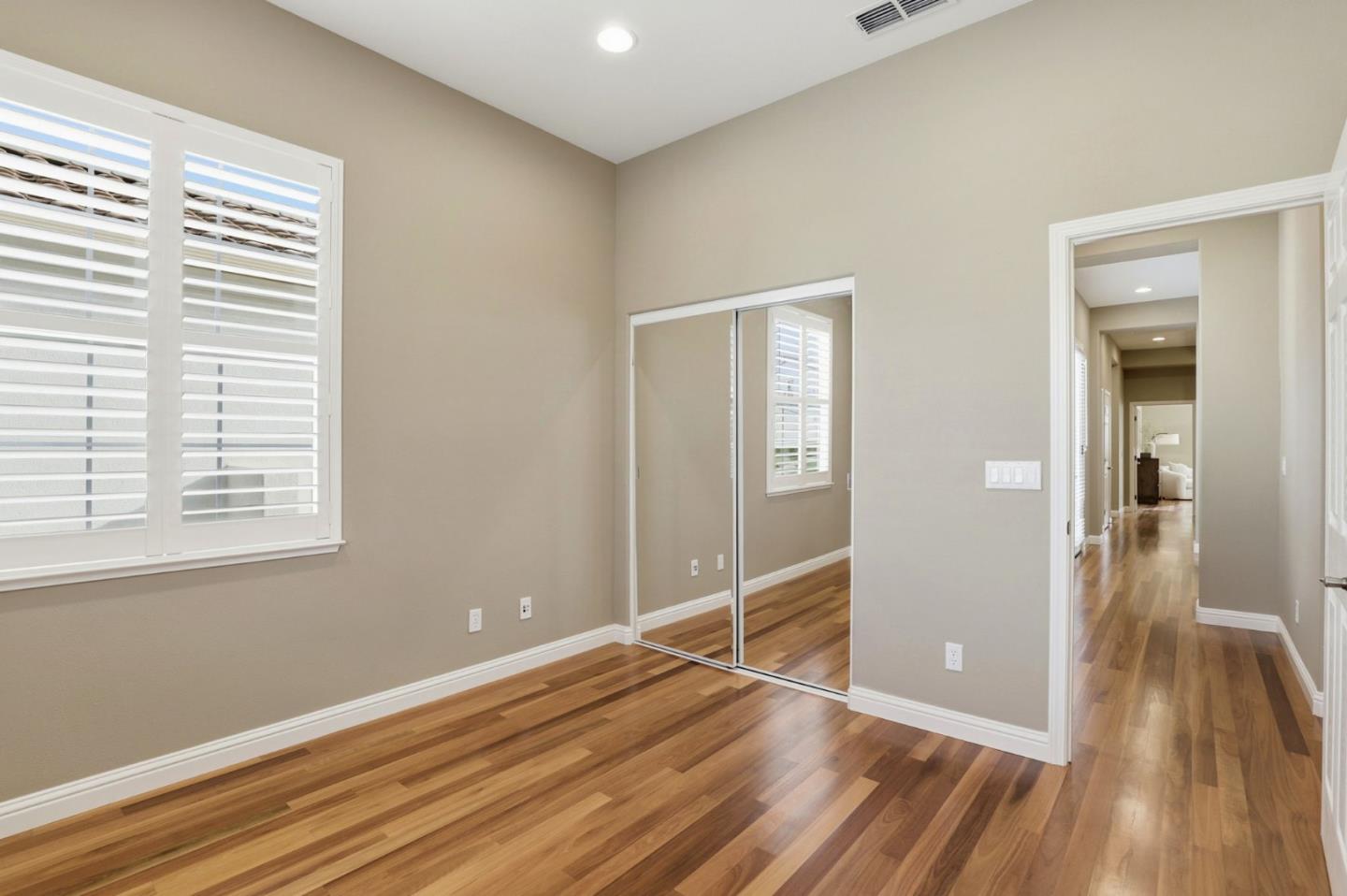 Detail Gallery Image 31 of 39 For 670 E Central Ave, Morgan Hill,  CA 95037 - 4 Beds | 2/1 Baths