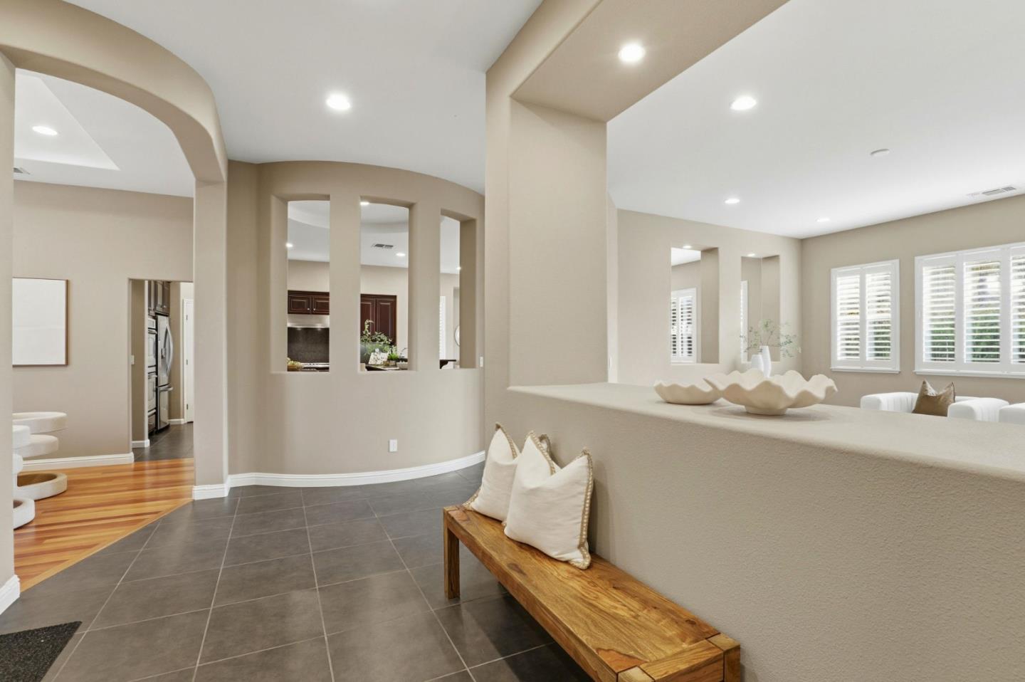 Detail Gallery Image 6 of 39 For 670 E Central Ave, Morgan Hill,  CA 95037 - 4 Beds | 2/1 Baths