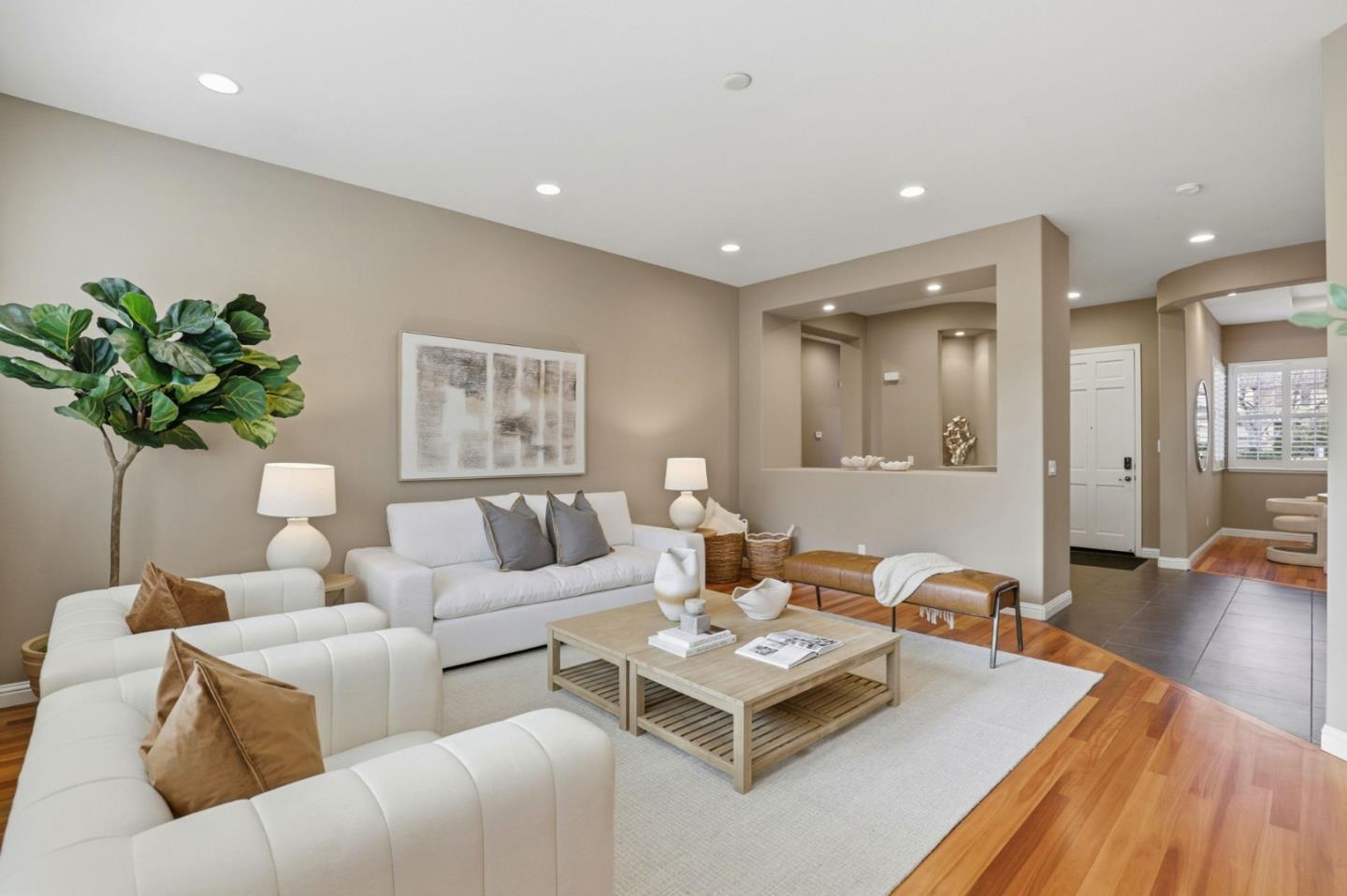 Detail Gallery Image 9 of 39 For 670 E Central Ave, Morgan Hill,  CA 95037 - 4 Beds | 2/1 Baths