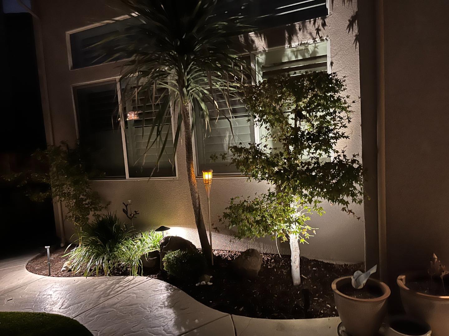 Detail Gallery Image 15 of 16 For 5723 Grassington Ln, Sacramento,  CA 95835 - 2 Beds | 2/1 Baths