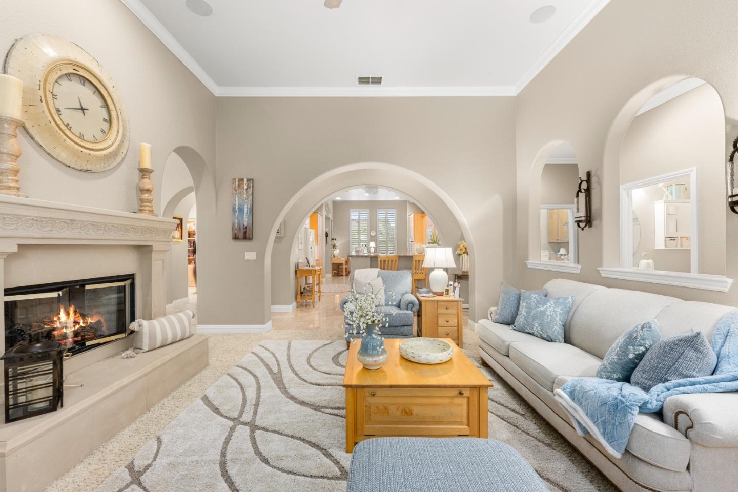 Detail Gallery Image 27 of 74 For 5723 Grassington Ln, Sacramento,  CA 95835 - 2 Beds | 2/1 Baths