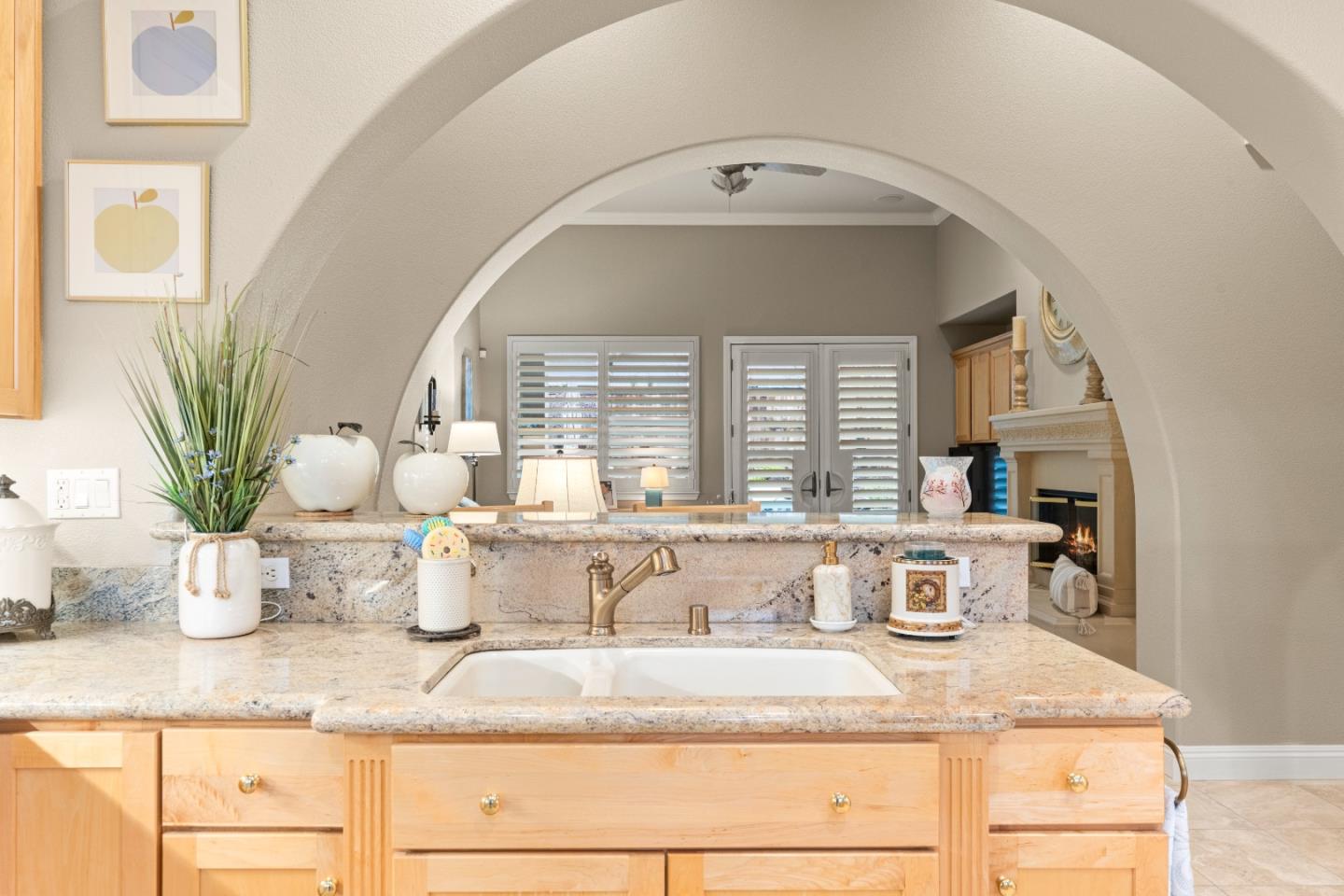 Detail Gallery Image 36 of 74 For 5723 Grassington Ln, Sacramento,  CA 95835 - 2 Beds | 2/1 Baths