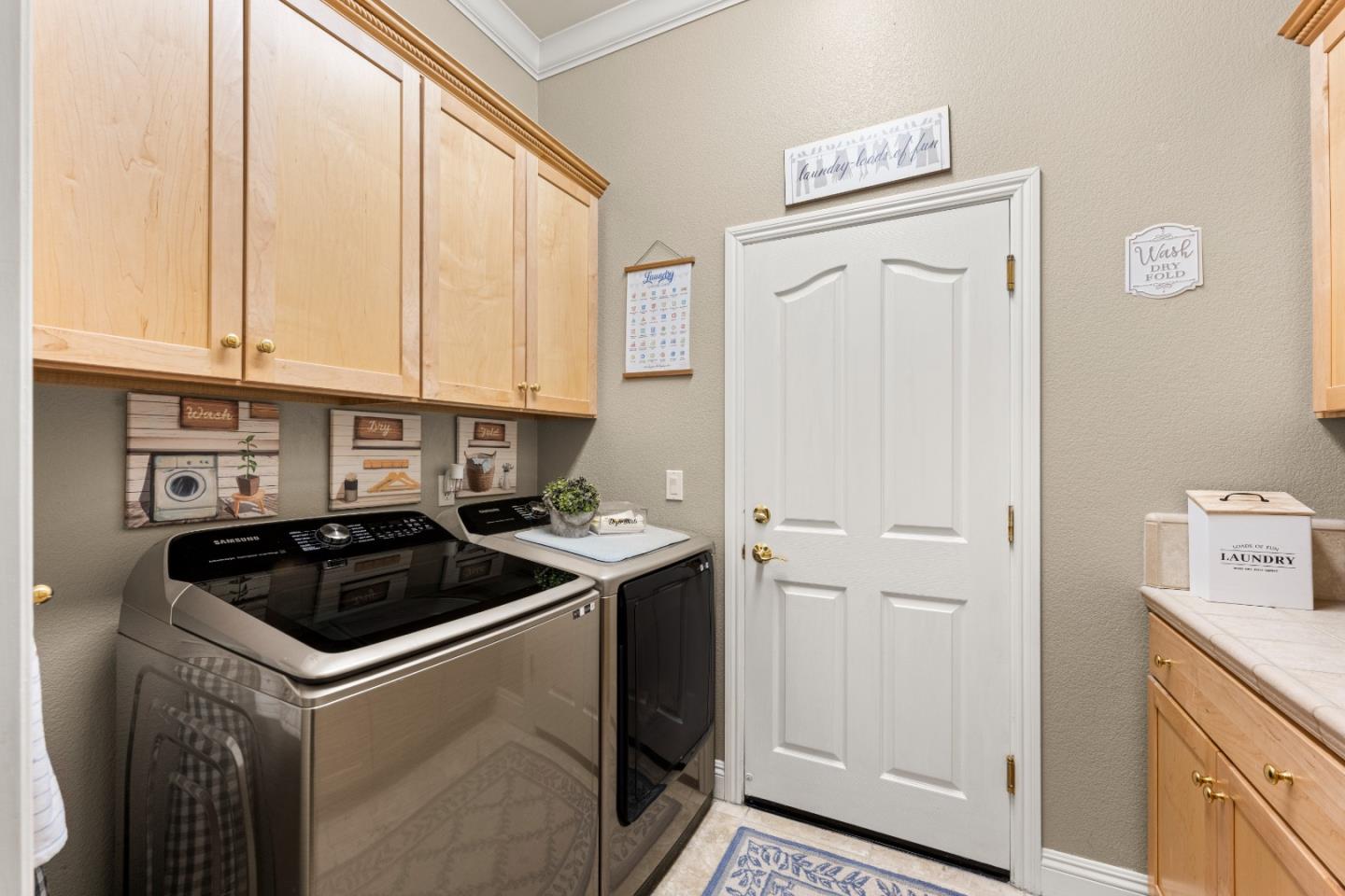 Detail Gallery Image 41 of 74 For 5723 Grassington Ln, Sacramento,  CA 95835 - 2 Beds | 2/1 Baths