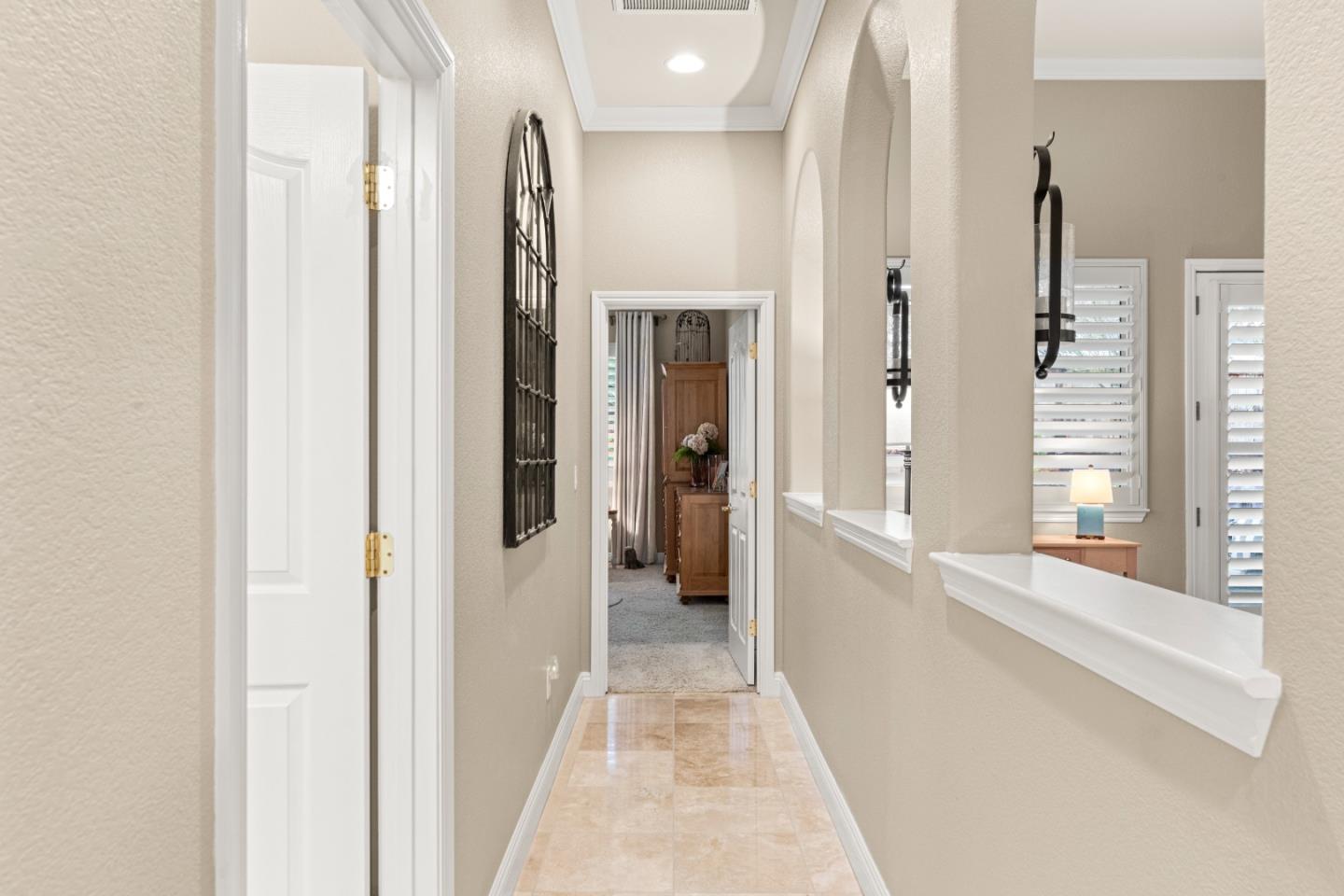 Detail Gallery Image 43 of 74 For 5723 Grassington Ln, Sacramento,  CA 95835 - 2 Beds | 2/1 Baths