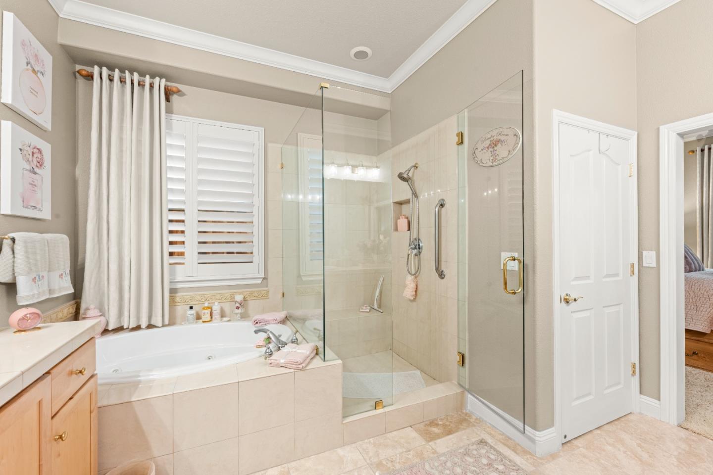 Detail Gallery Image 54 of 74 For 5723 Grassington Ln, Sacramento,  CA 95835 - 2 Beds | 2/1 Baths
