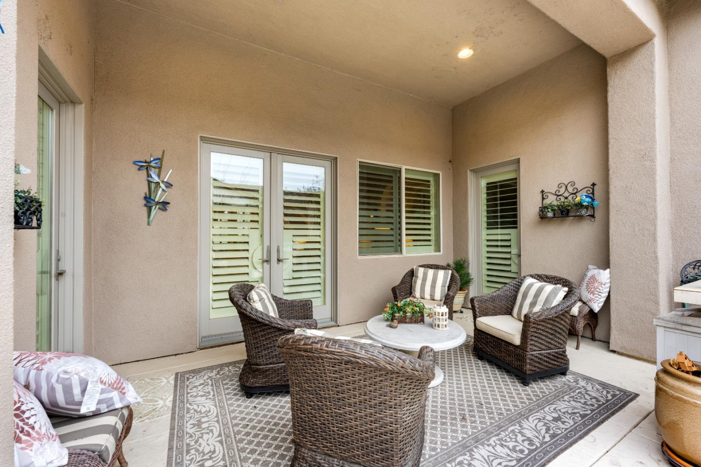 Detail Gallery Image 62 of 74 For 5723 Grassington Ln, Sacramento,  CA 95835 - 2 Beds | 2/1 Baths