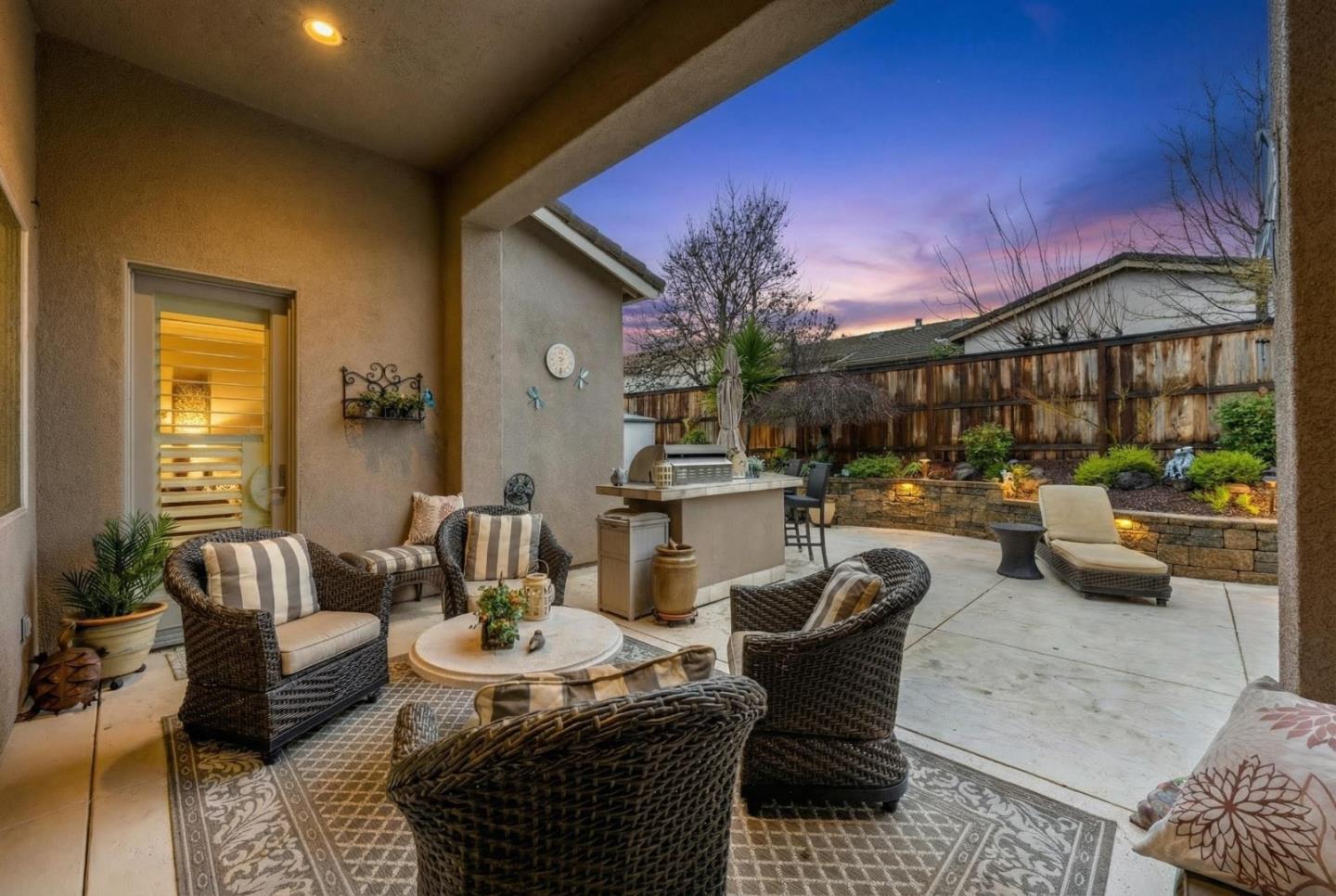 Detail Gallery Image 63 of 74 For 5723 Grassington Ln, Sacramento,  CA 95835 - 2 Beds | 2/1 Baths