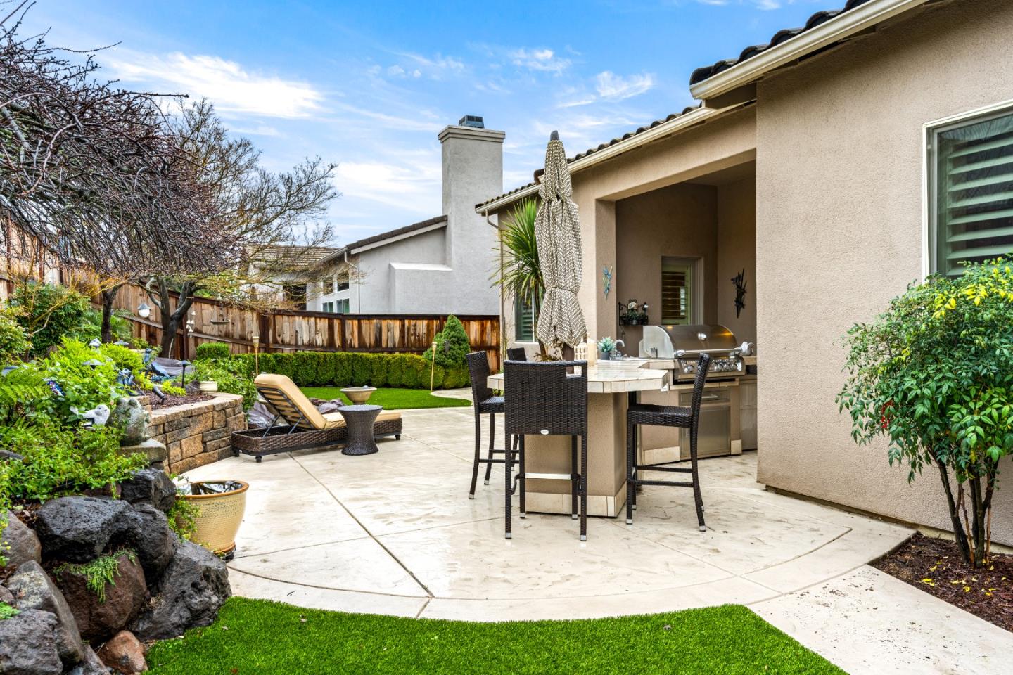 Detail Gallery Image 69 of 74 For 5723 Grassington Ln, Sacramento,  CA 95835 - 2 Beds | 2/1 Baths