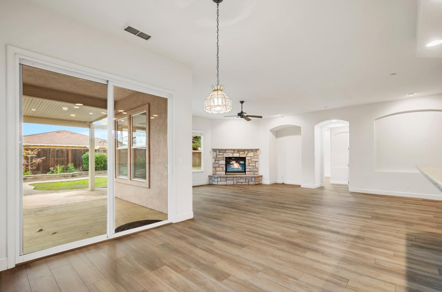 Detail Gallery Image 12 of 47 For 218 Alchemy Way, Napa,  CA 94558 - 3 Beds | 2 Baths