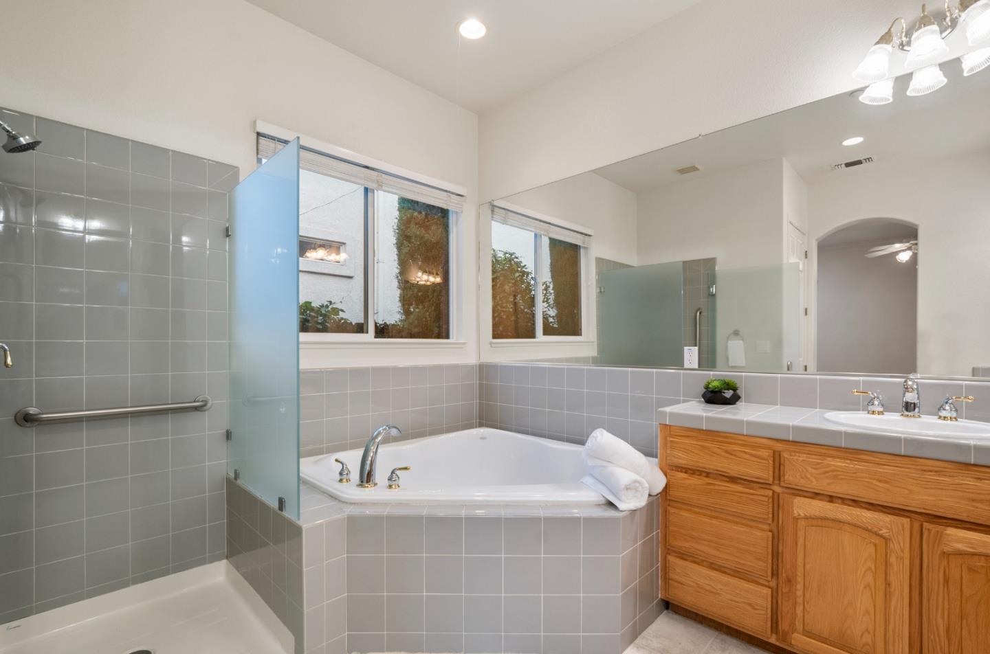 Detail Gallery Image 25 of 47 For 218 Alchemy Way, Napa,  CA 94558 - 3 Beds | 2 Baths