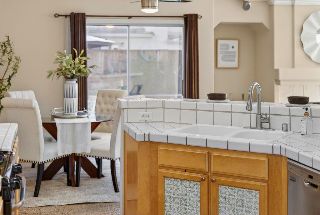 Detail Gallery Image 11 of 41 For 9336 Lariat Dr, Gilroy,  CA 95020 - 3 Beds | 2/1 Baths