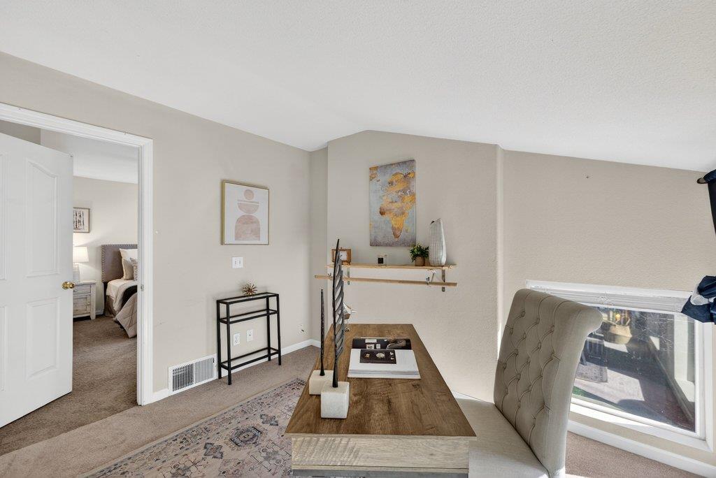 Detail Gallery Image 9 of 41 For 9336 Lariat Dr, Gilroy,  CA 95020 - 3 Beds | 2/1 Baths