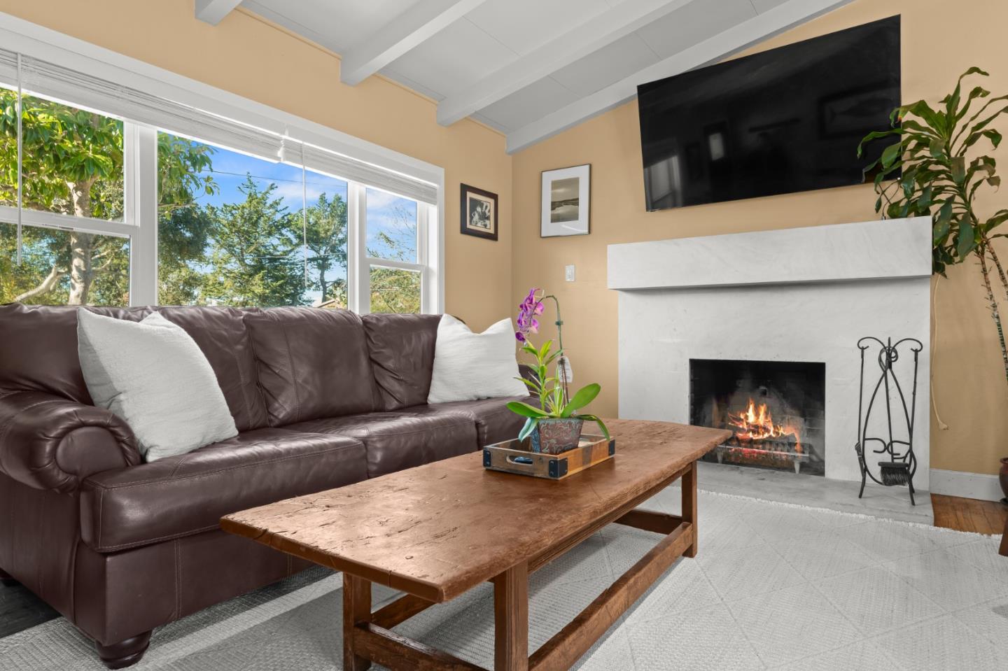 Detail Gallery Image 12 of 32 For 1106 Buena St, Seaside,  CA 93955 - 4 Beds | 2 Baths