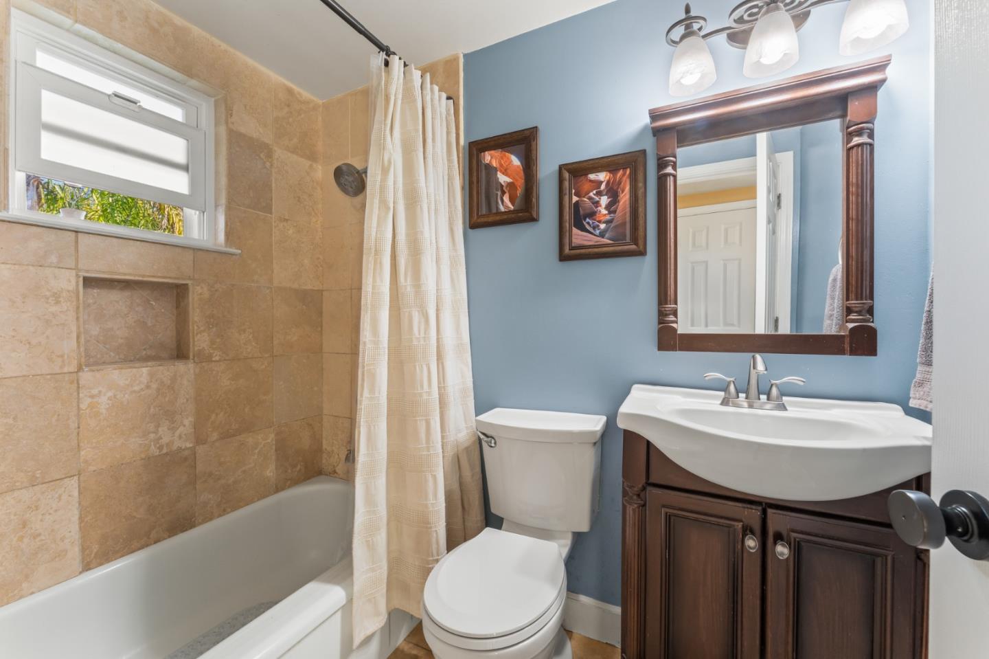 Detail Gallery Image 14 of 32 For 1106 Buena St, Seaside,  CA 93955 - 4 Beds | 2 Baths