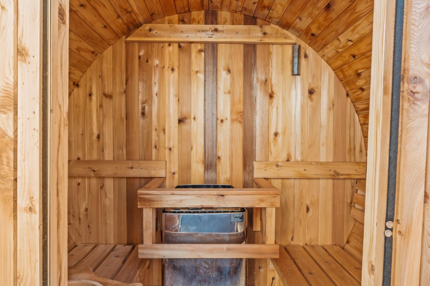 Detail Gallery Image 23 of 32 For 1106 Buena St, Seaside,  CA 93955 - 4 Beds | 2 Baths