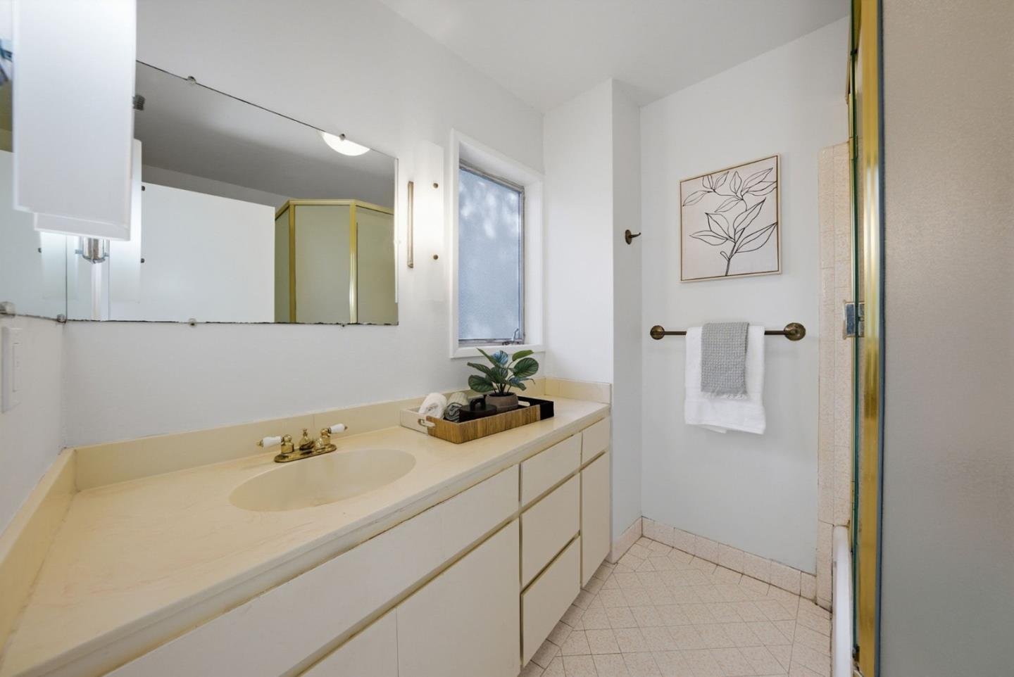 Detail Gallery Image 37 of 84 For 5401 Leona St, Oakland,  CA 94619 - 5 Beds | 3 Baths