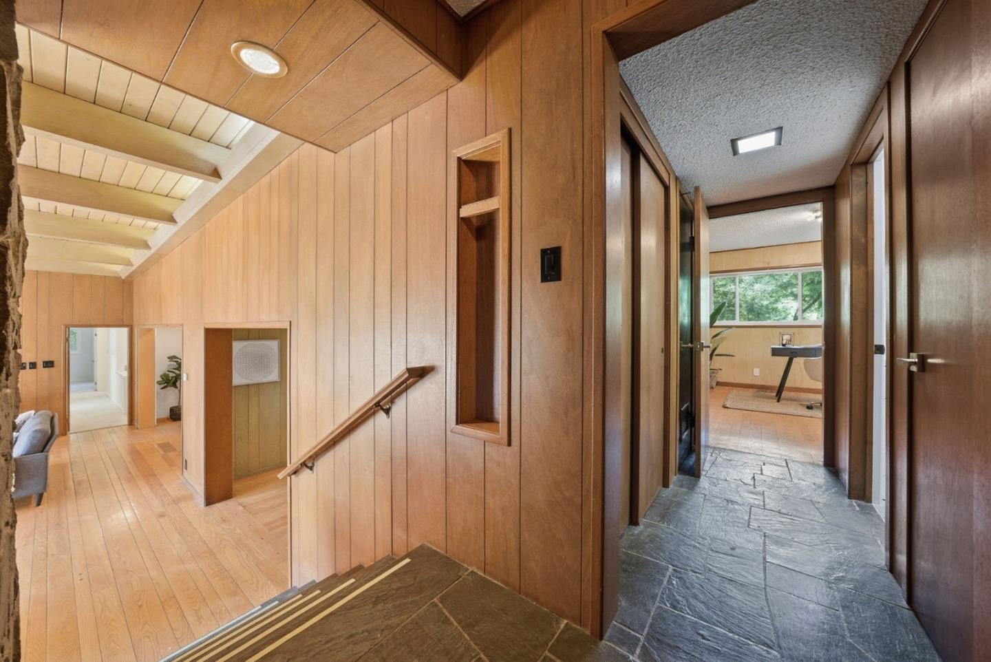 Detail Gallery Image 4 of 84 For 5401 Leona St, Oakland,  CA 94619 - 5 Beds | 3 Baths