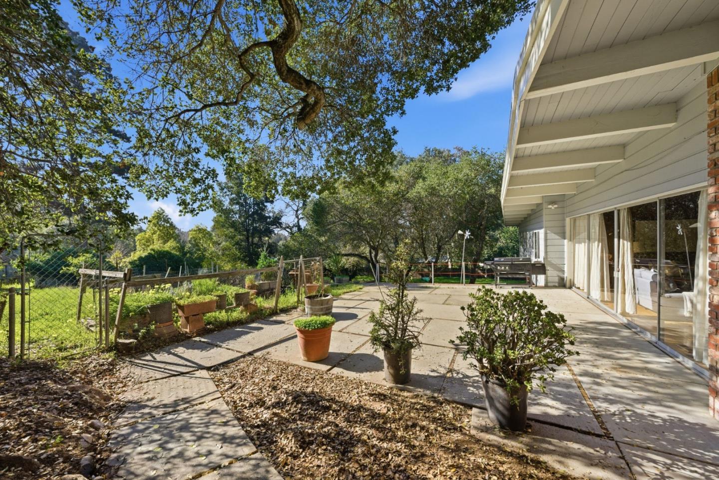 Detail Gallery Image 64 of 84 For 5401 Leona St, Oakland,  CA 94619 - 5 Beds | 3 Baths