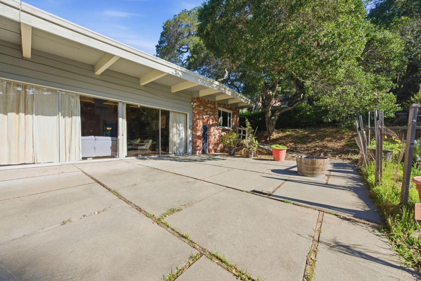 Detail Gallery Image 65 of 84 For 5401 Leona St, Oakland,  CA 94619 - 5 Beds | 3 Baths