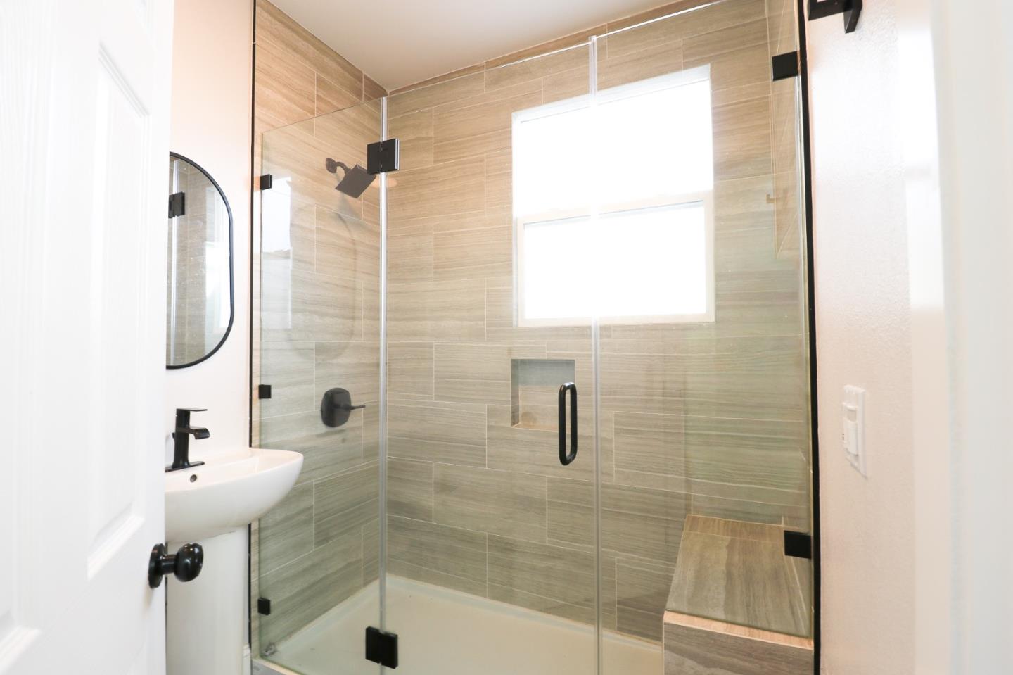 Detail Gallery Image 21 of 30 For 875 Wood St, Oakland,  CA 94607 - – Beds | – Baths