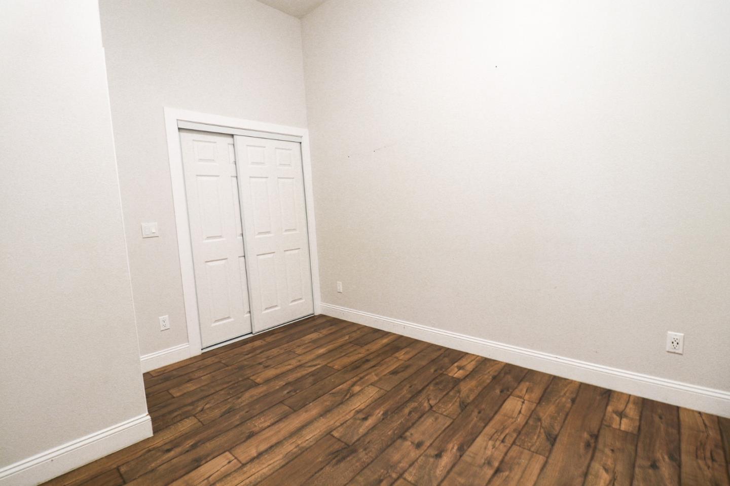 Detail Gallery Image 23 of 30 For 875 Wood St, Oakland,  CA 94607 - – Beds | – Baths