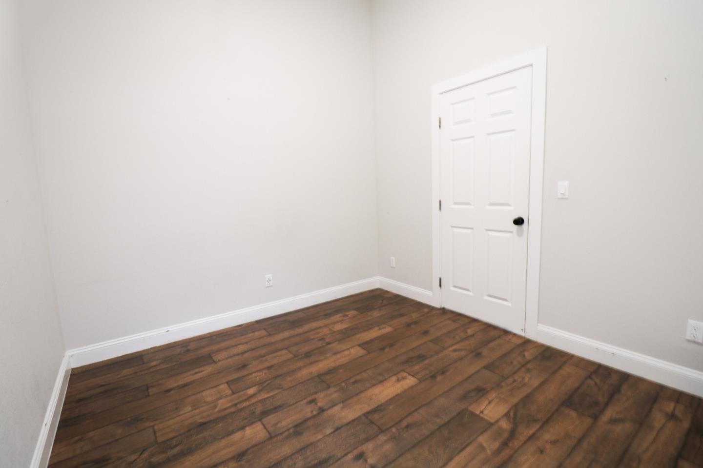 Detail Gallery Image 27 of 30 For 875 Wood St, Oakland,  CA 94607 - – Beds | – Baths