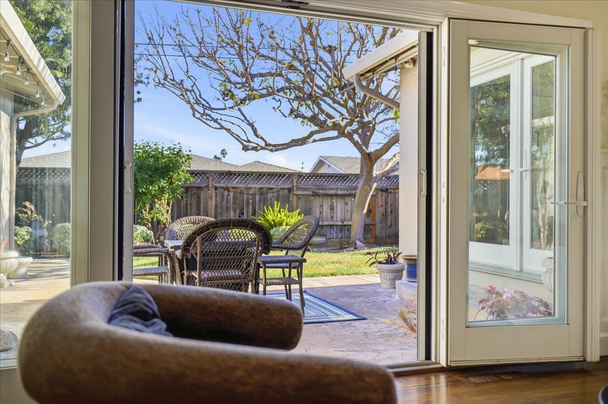 Detail Gallery Image 11 of 69 For 3782 Kirk Rd, San Jose,  CA 95124 - 3 Beds | 2 Baths