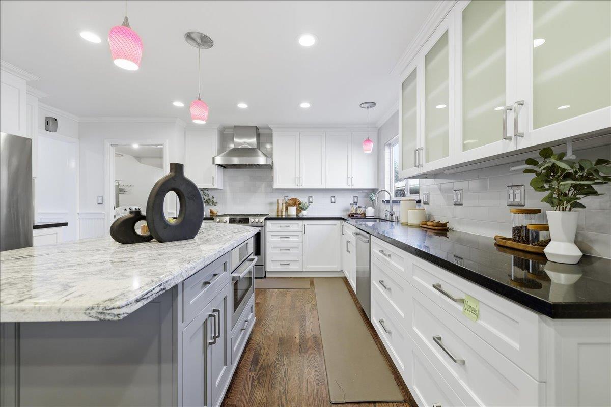 Detail Gallery Image 20 of 69 For 3782 Kirk Rd, San Jose,  CA 95124 - 3 Beds | 2 Baths