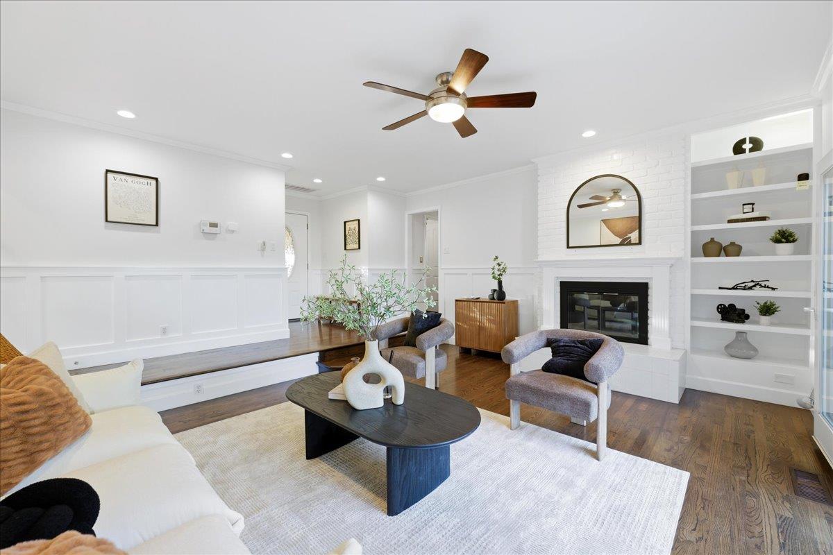 Detail Gallery Image 8 of 69 For 3782 Kirk Rd, San Jose,  CA 95124 - 3 Beds | 2 Baths