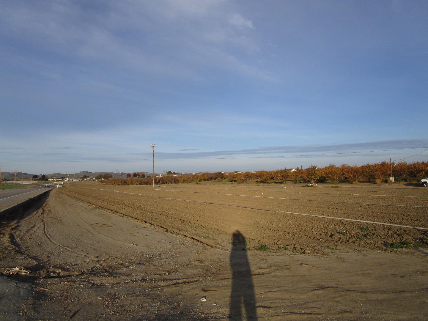 Detail Gallery Image 8 of 10 For 0 Ladd Ln, Hollister,  CA 95023 - – Beds | – Baths