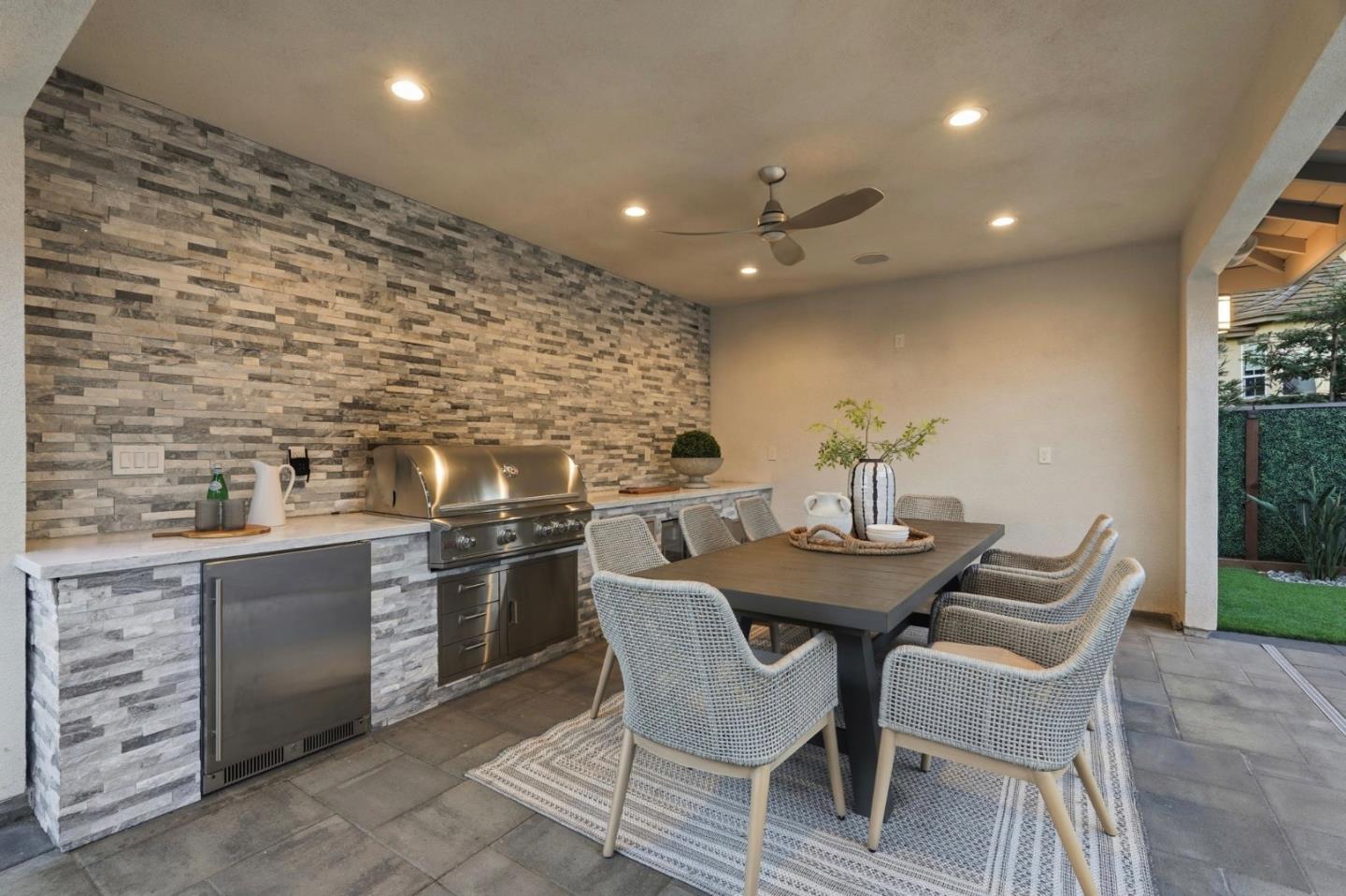 Detail Gallery Image 101 of 113 For 600 Price Dr, Morgan Hill,  CA 95037 - 5 Beds | 4/1 Baths