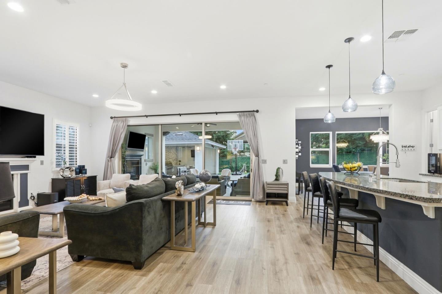 Detail Gallery Image 19 of 87 For 600 Price Dr, Morgan Hill,  CA 95037 - 5 Beds | 4/1 Baths