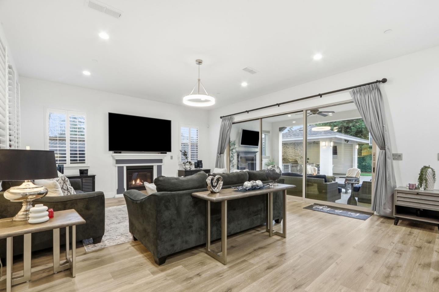 Detail Gallery Image 20 of 87 For 600 Price Dr, Morgan Hill,  CA 95037 - 5 Beds | 4/1 Baths