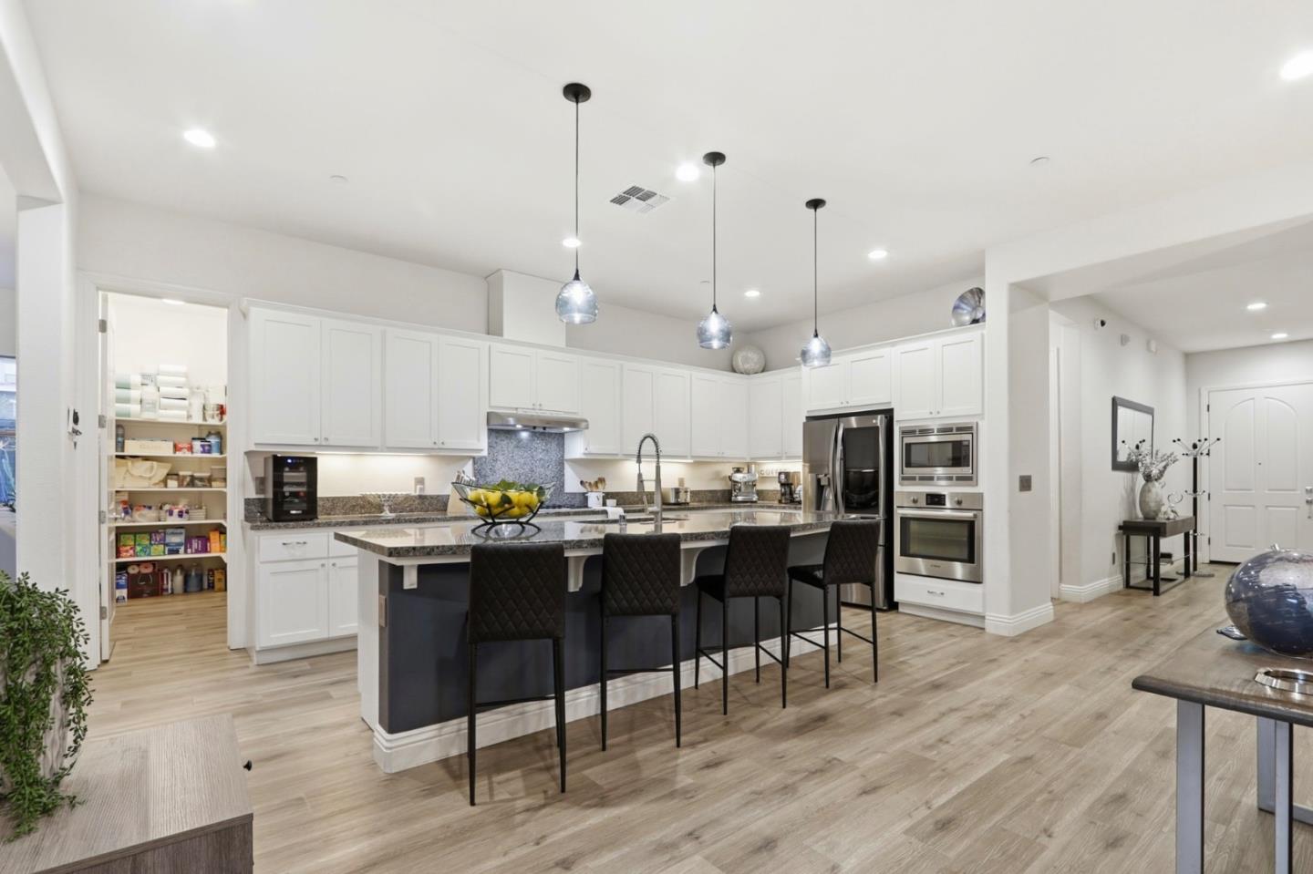 Detail Gallery Image 21 of 87 For 600 Price Dr, Morgan Hill,  CA 95037 - 5 Beds | 4/1 Baths