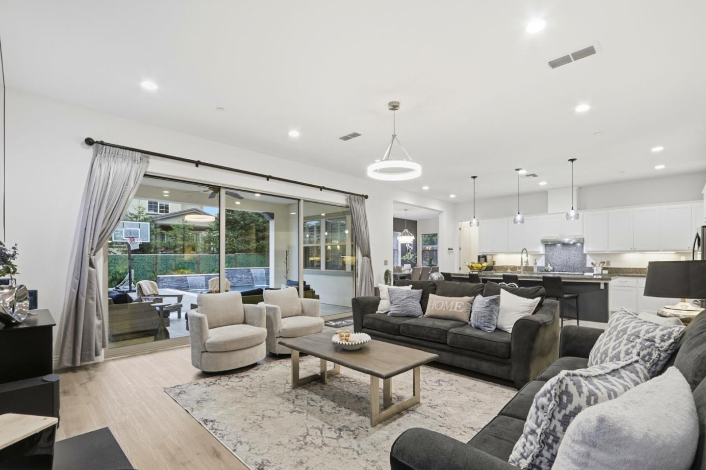 Detail Gallery Image 22 of 87 For 600 Price Dr, Morgan Hill,  CA 95037 - 5 Beds | 4/1 Baths