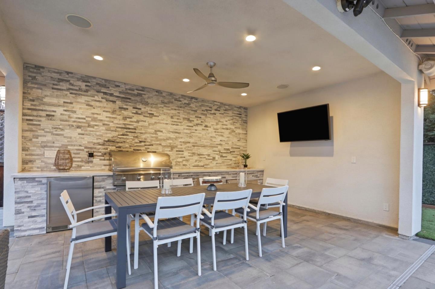 Detail Gallery Image 27 of 87 For 600 Price Dr, Morgan Hill,  CA 95037 - 5 Beds | 4/1 Baths