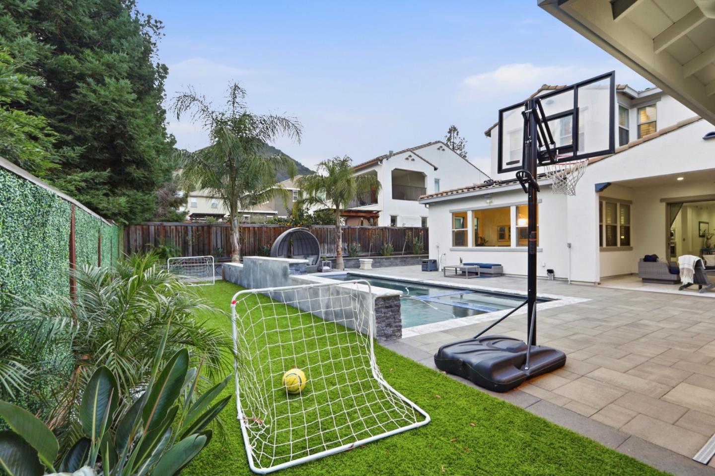 Detail Gallery Image 28 of 87 For 600 Price Dr, Morgan Hill,  CA 95037 - 5 Beds | 4/1 Baths