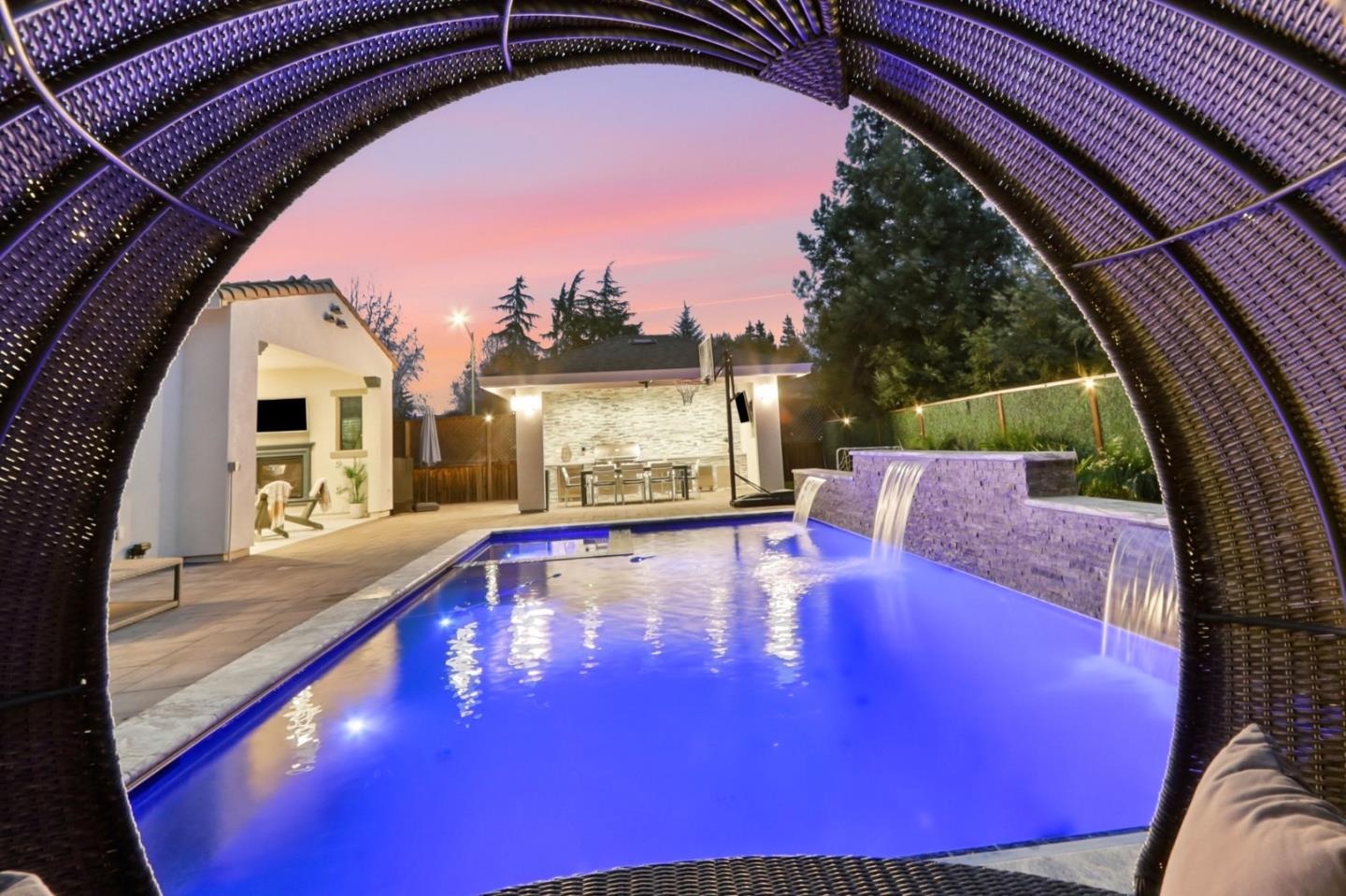 Detail Gallery Image 33 of 87 For 600 Price Dr, Morgan Hill,  CA 95037 - 5 Beds | 4/1 Baths