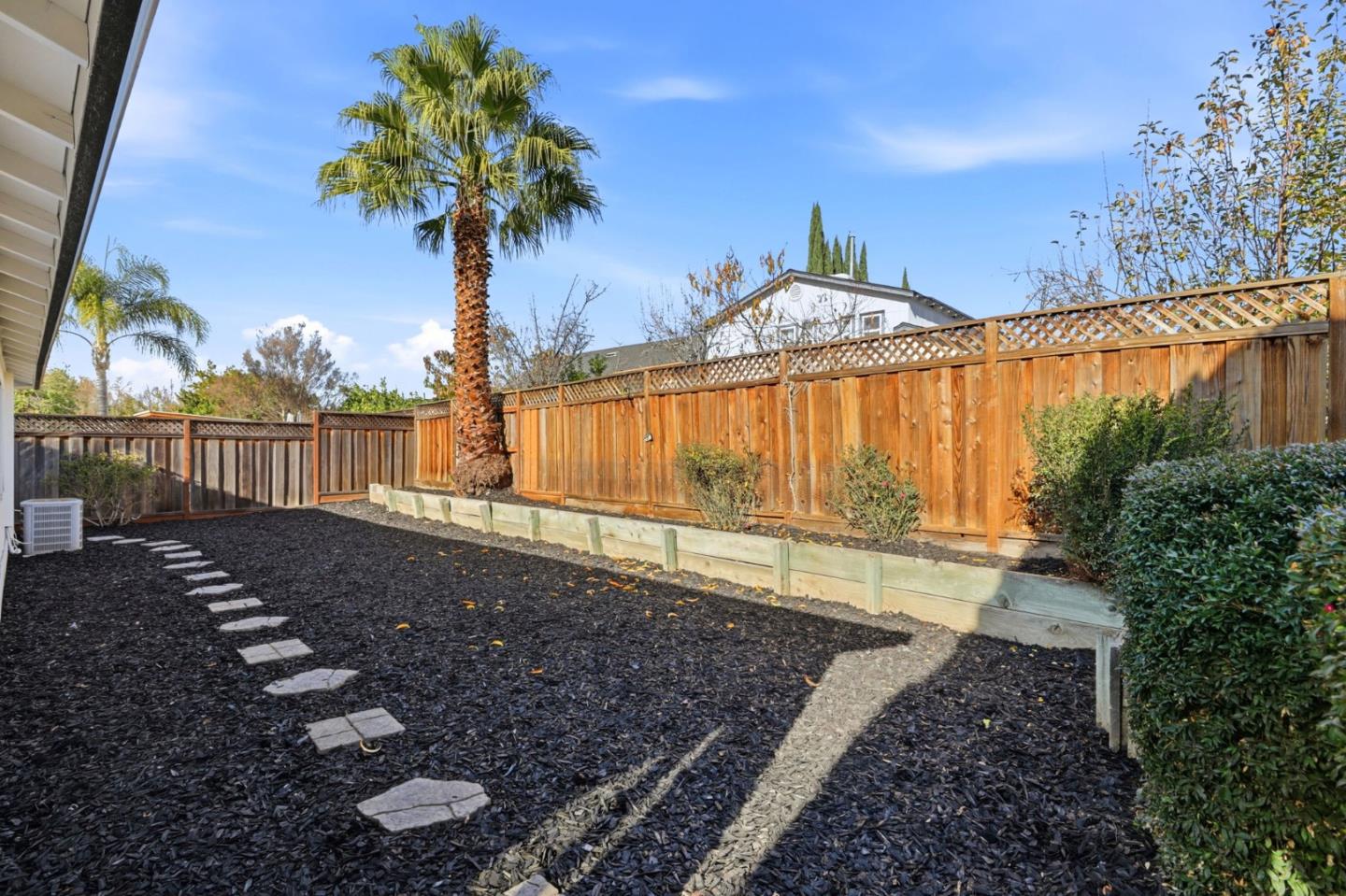 Detail Gallery Image 13 of 14 For 7085 via Pacifica, San Jose,  CA 95139 - 4 Beds | 2 Baths