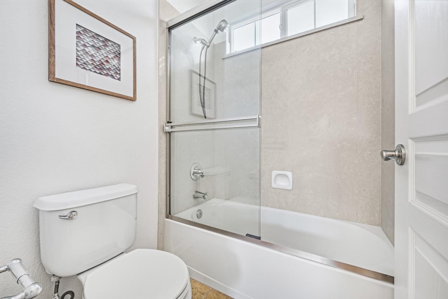 Detail Gallery Image 24 of 57 For 1421 Rosemary St, Menlo Park,  CA 94025 - 4 Beds | 3 Baths