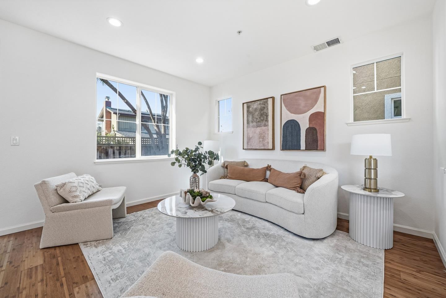 Detail Gallery Image 3 of 57 For 1421 Rosemary St, Menlo Park,  CA 94025 - 4 Beds | 3 Baths