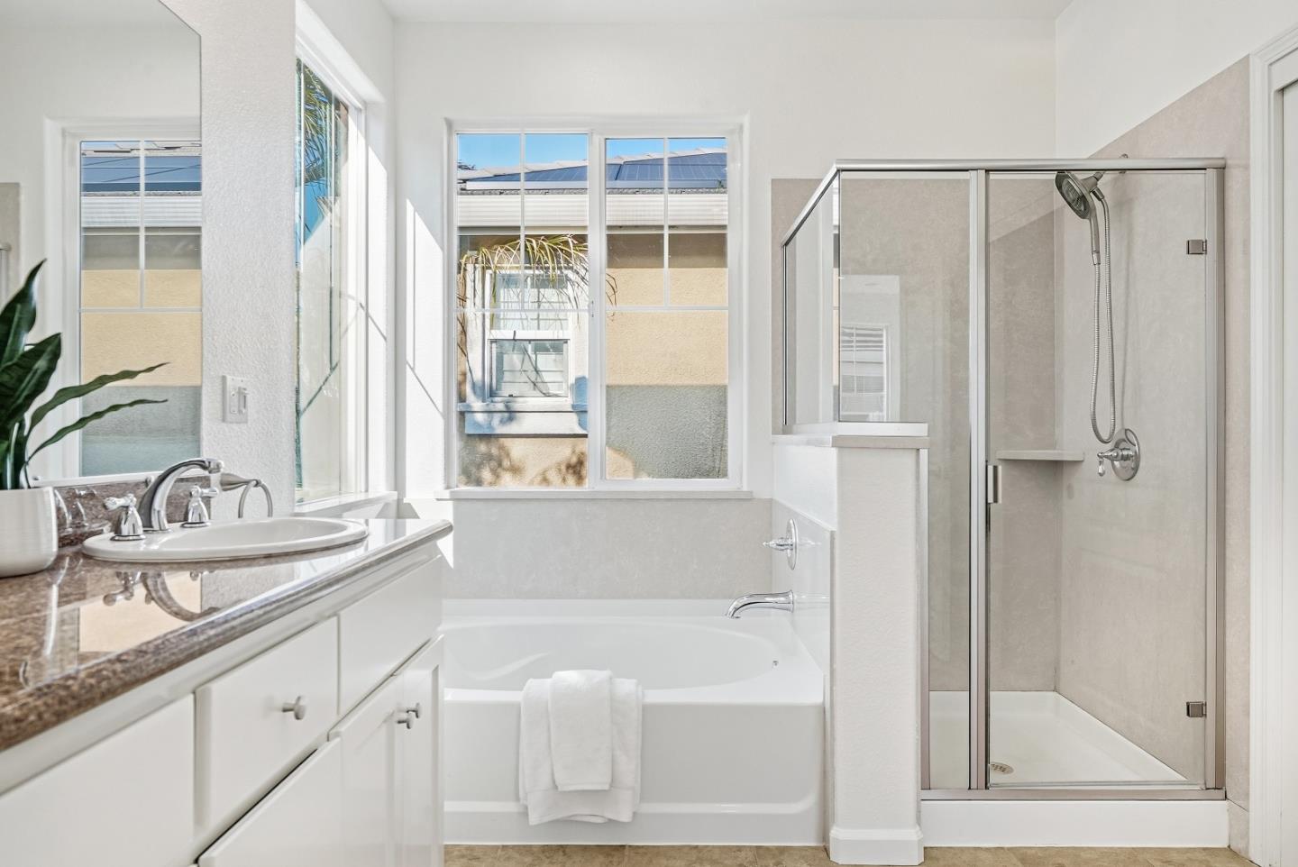 Detail Gallery Image 36 of 57 For 1421 Rosemary St, Menlo Park,  CA 94025 - 4 Beds | 3 Baths