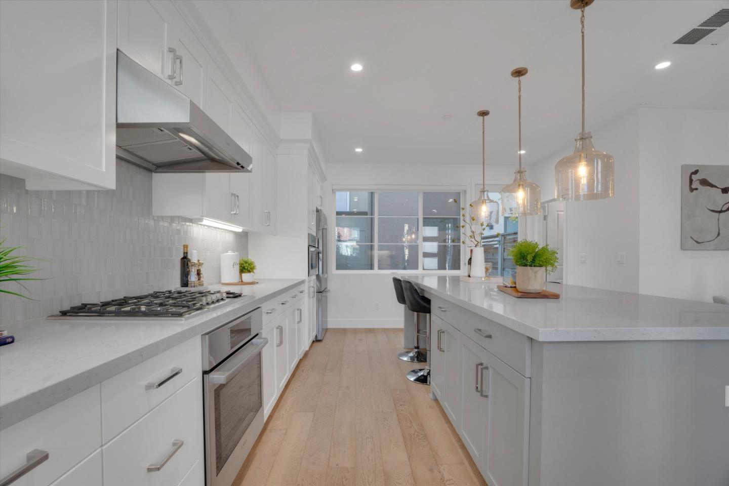 Photo #6: ML82029819 Listing: Photo #6