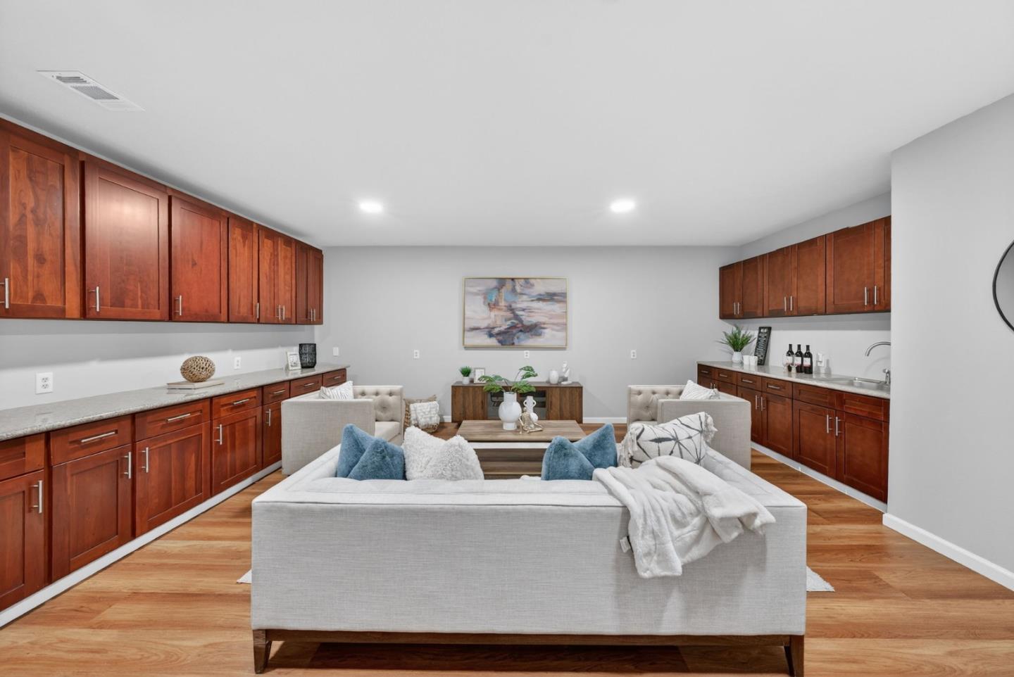 Detail Gallery Image 13 of 45 For 3320 Cherry Ave, San Jose,  CA 95118 - 5 Beds | 3/1 Baths