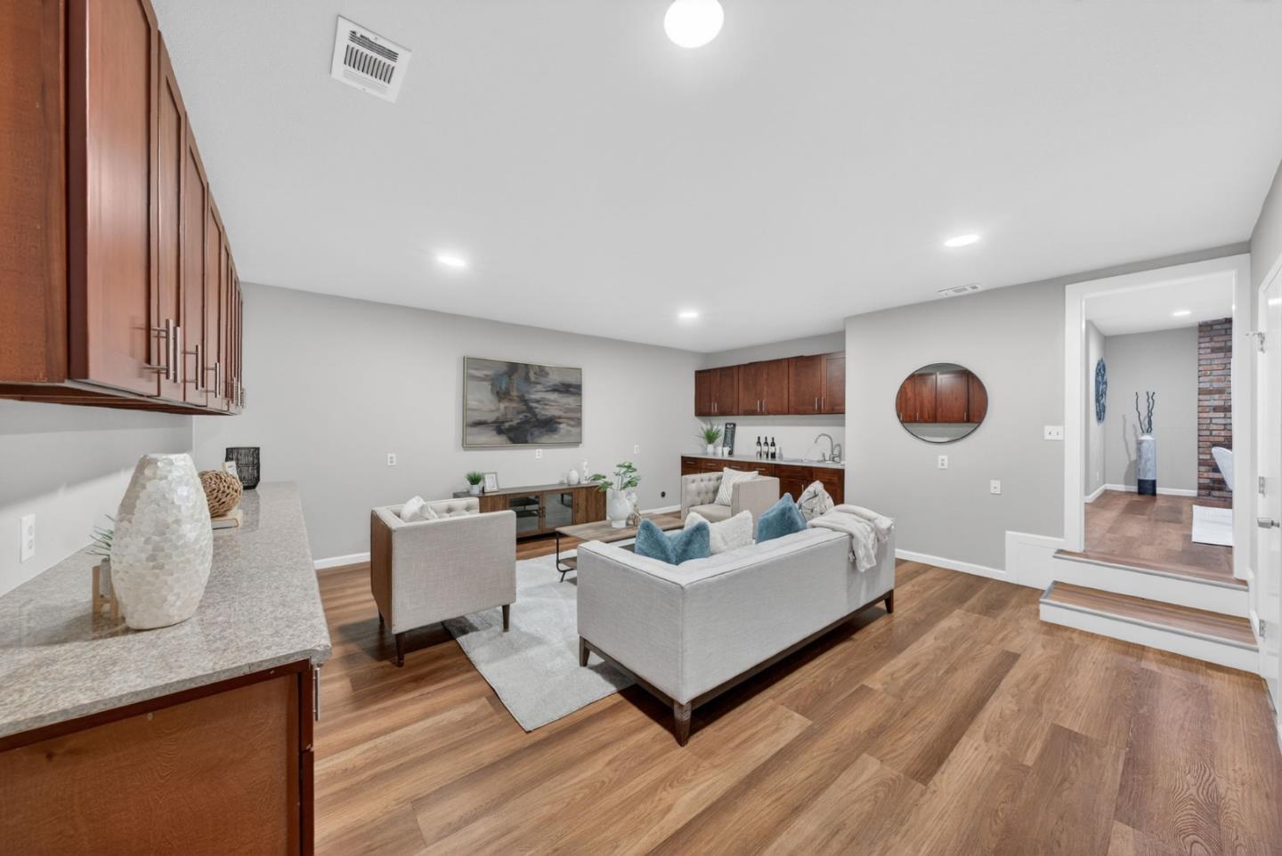 Detail Gallery Image 14 of 45 For 3320 Cherry Ave, San Jose,  CA 95118 - 5 Beds | 3/1 Baths