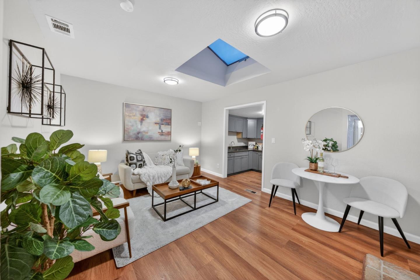 Detail Gallery Image 22 of 45 For 3320 Cherry Ave, San Jose,  CA 95118 - 5 Beds | 3/1 Baths