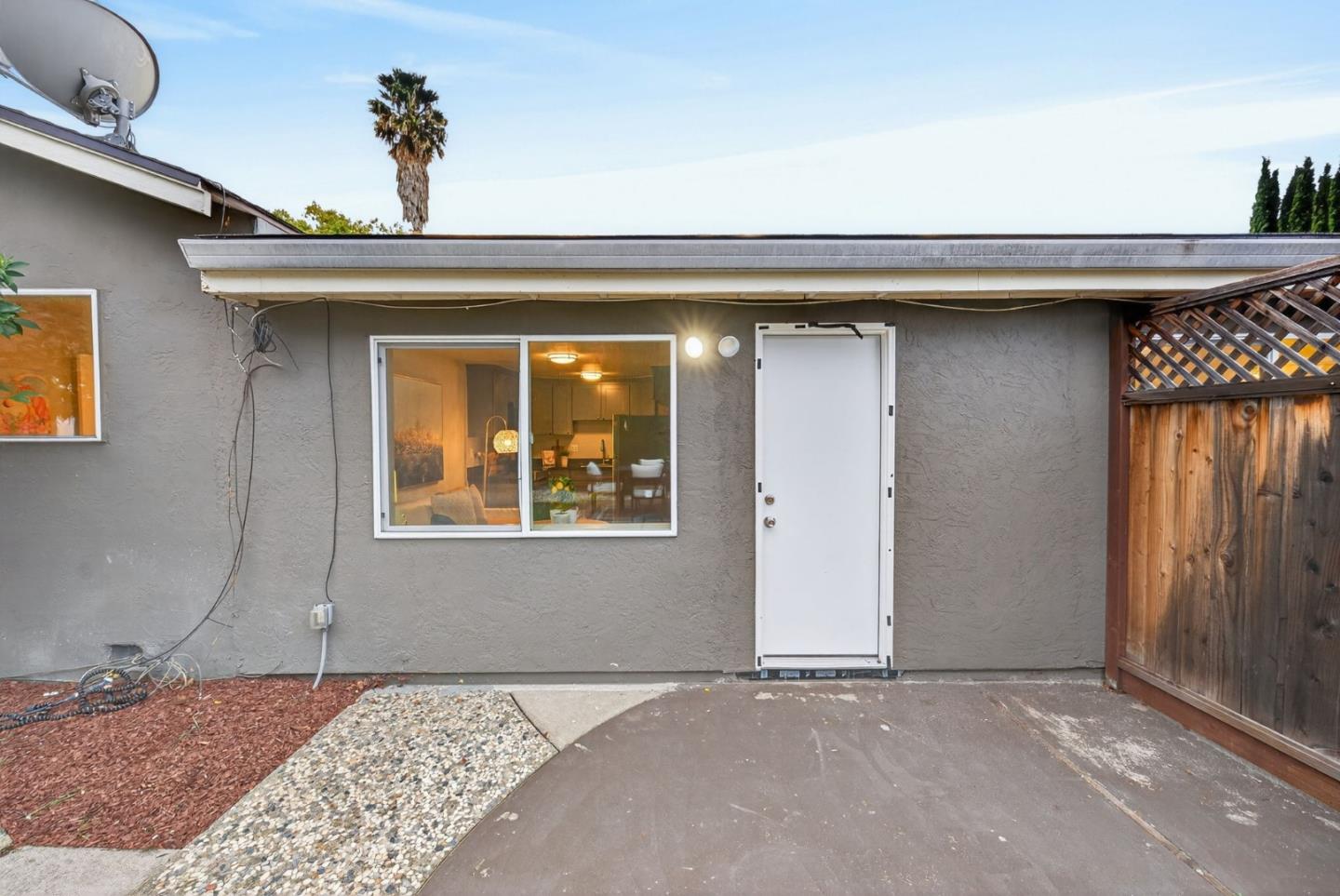 Detail Gallery Image 26 of 45 For 3320 Cherry Ave, San Jose,  CA 95118 - 5 Beds | 3/1 Baths