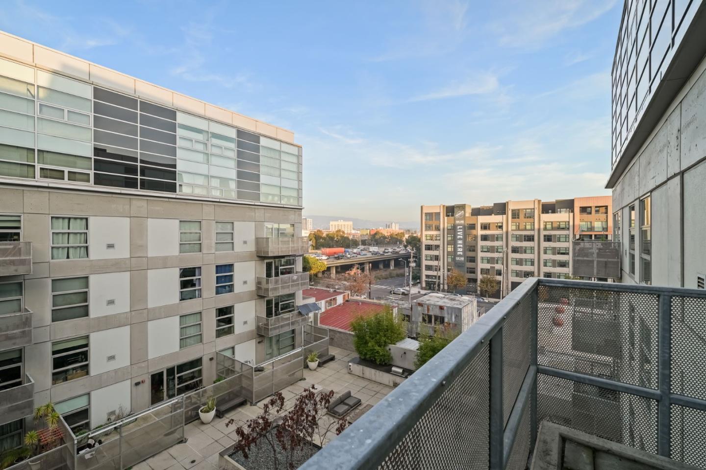 Detail Gallery Image 14 of 23 For 428 Alice St #637,  Oakland,  CA 94607 - 1 Beds | 1 Baths