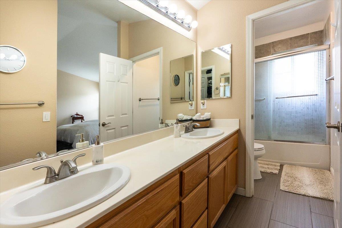 Detail Gallery Image 14 of 26 For 149 Cherry Blossom Dr, Freedom,  CA 95019 - 4 Beds | 2/1 Baths